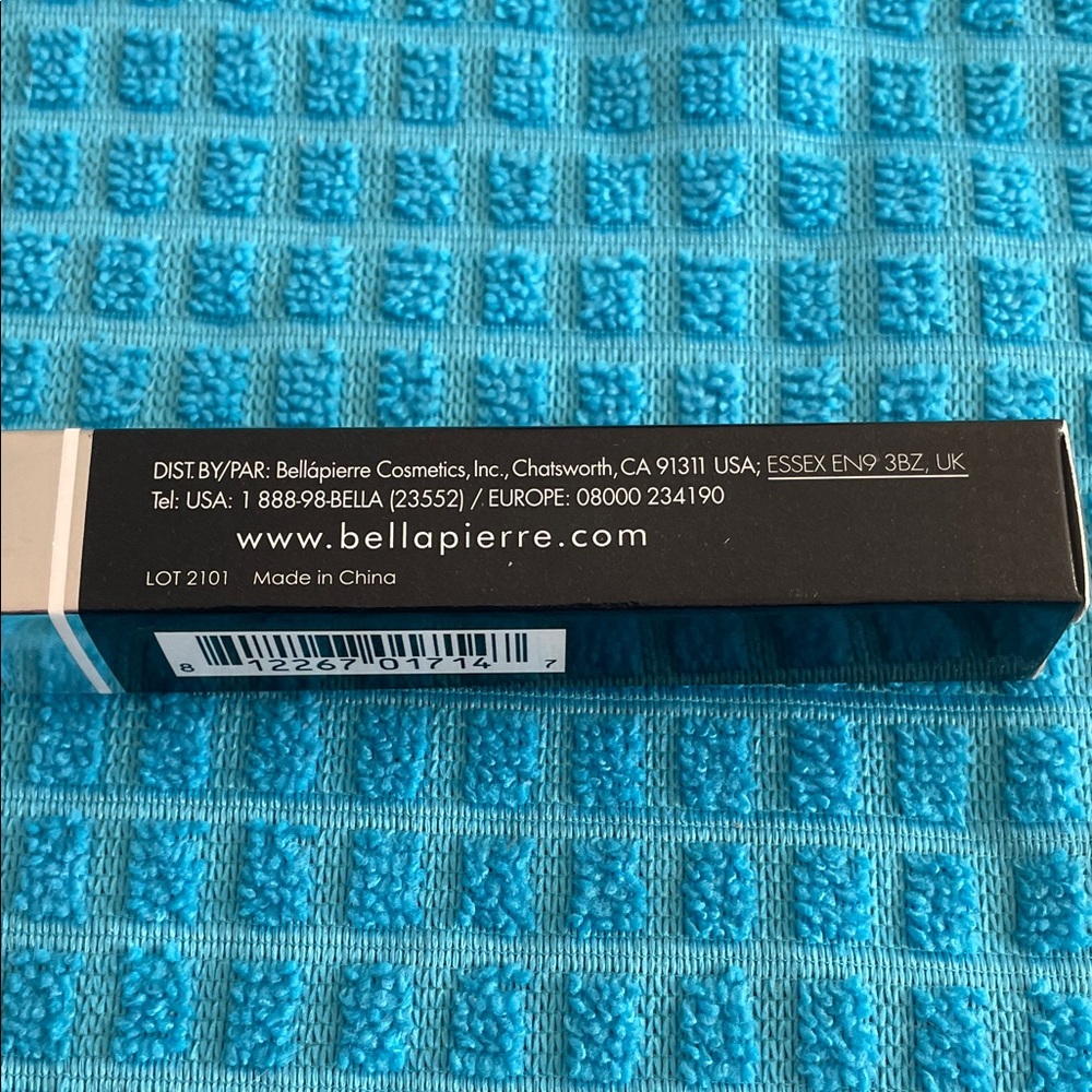 Bellapierre Liquid Eyeliner - Black - Picture 3 of 3